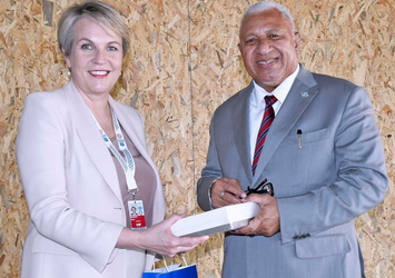 Prime Minister meets with Australian Minister for Environment and Water