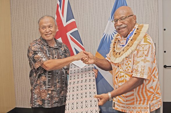 PRIME MINISTER RABUKA MEETS WITH THE PRESIDENT OF THE REPUBLIC OF THE MARSHALL ISLANDS