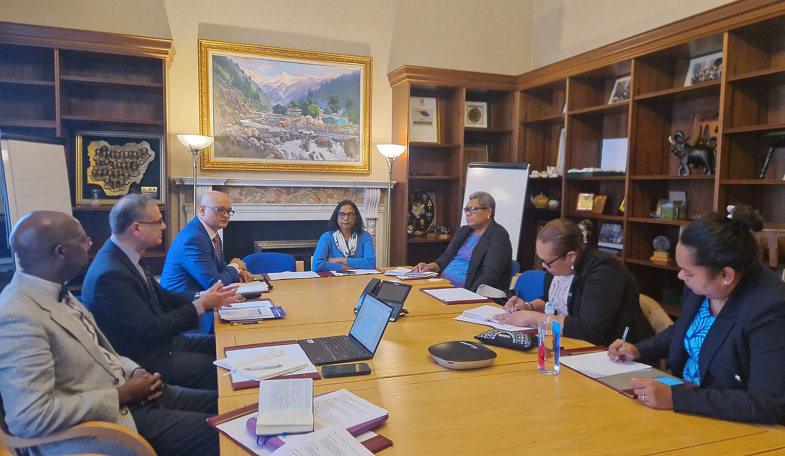 Dr Taga Meets the Economics, Development, Trade and Investment Directorate of COMSEC - 1